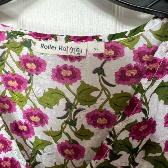 Roller Rabbit Floral Issa Dress - Size Extra Small - From Rent the Runway! - Picture 13 of 14